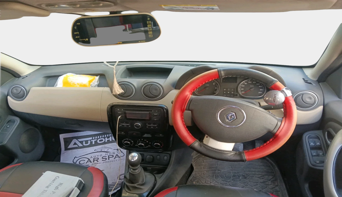 2013 Renault Duster 110 PS RXL DIESEL, Diesel, Manual, 1,42,140 km, interior