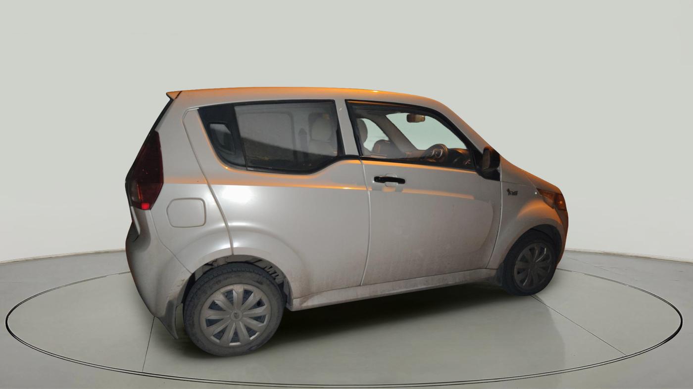 2018 Mahindra E20 Plus P4, Electric, Automatic, 49,332 km, exterior
