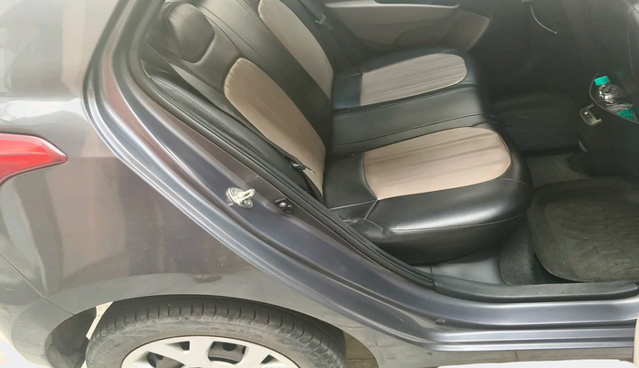 2014 Hyundai Grand i10 SPORTZ AT 1.2 KAPPA VTVT, Petrol, Automatic, 92,778 km, interior