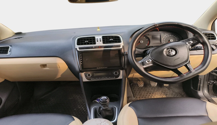 2018 Volkswagen Ameo HIGHLINE PLUS 1.0L 16 ALLOY, Petrol, Manual, 65,001 km, interior