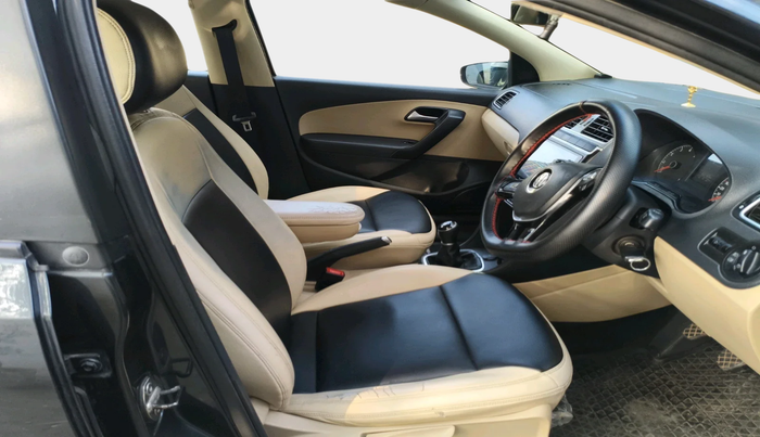 2018 Volkswagen Ameo HIGHLINE PLUS 1.0L 16 ALLOY, Petrol, Manual, 65,001 km, interior