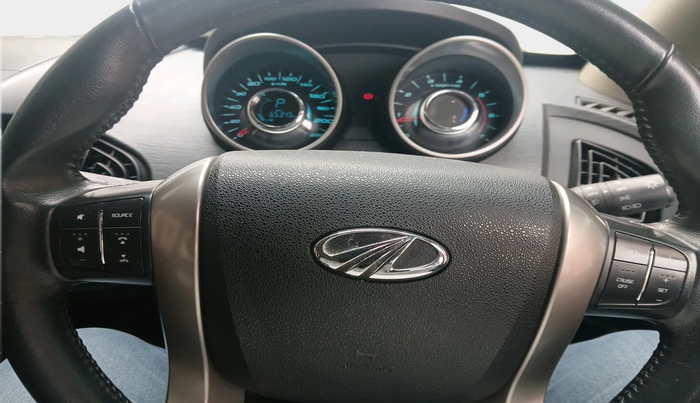 2018 Mahindra XUV500 W9 AT, Diesel, Automatic, 65,345 km, interior