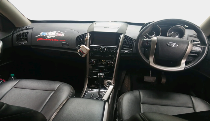 2018 Mahindra XUV500 W9 AT, Diesel, Automatic, 65,345 km, interior