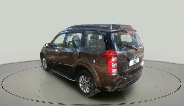 2017 Mahindra XUV500 W10 AT, Diesel, Automatic, 71,892 km, exterior