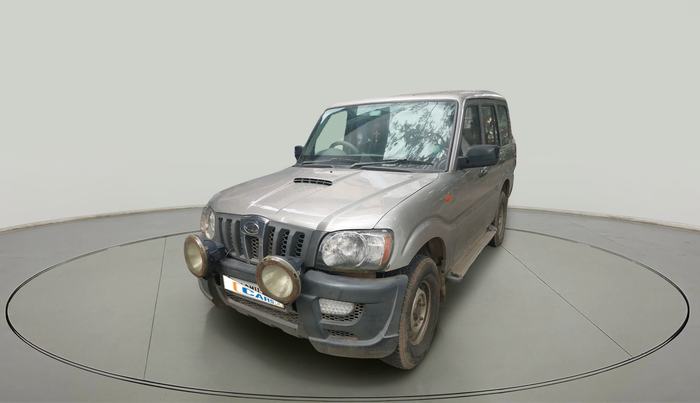 2013 Mahindra Scorpio EX M2DI, Diesel, Manual, 2,07,691 km, exterior