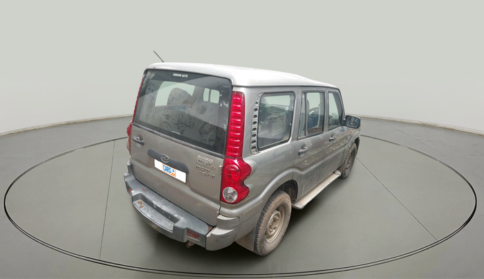 2013 Mahindra Scorpio EX M2DI, Diesel, Manual, 2,07,691 km, exterior