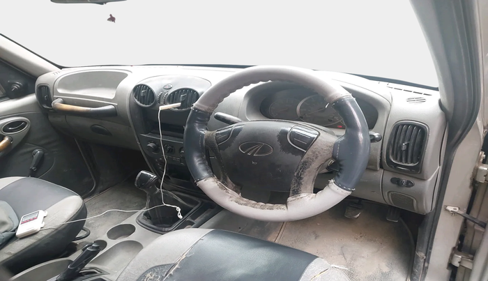 2013 Mahindra Scorpio EX M2DI, Diesel, Manual, 2,07,691 km, interior