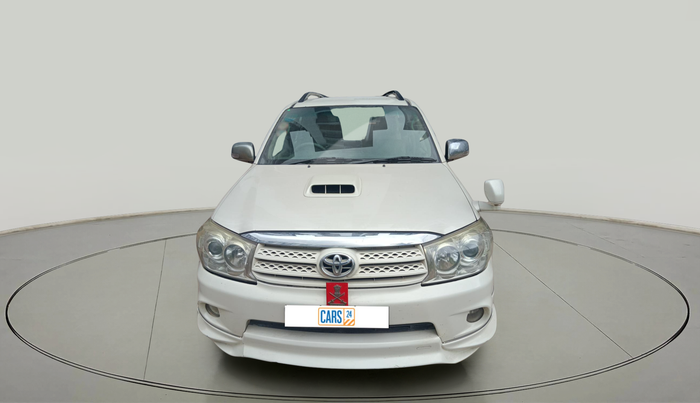 2010 Toyota Fortuner 3.0 4X4 MT, Diesel, Manual, 1,85,199 km, exterior