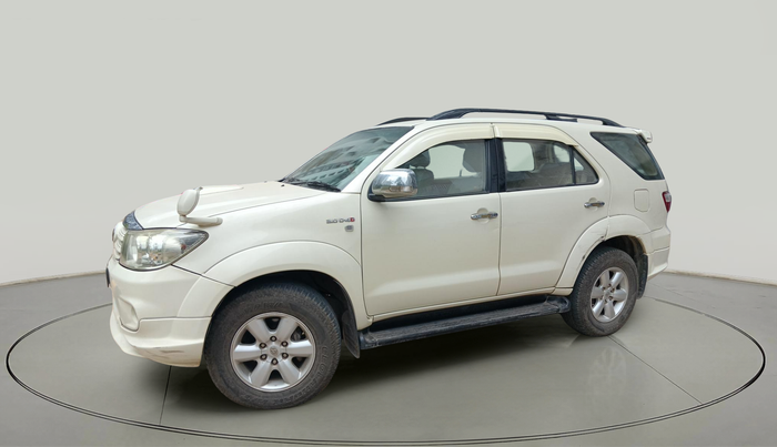 2010 Toyota Fortuner 3.0 4X4 MT, Diesel, Manual, 1,85,199 km, exterior