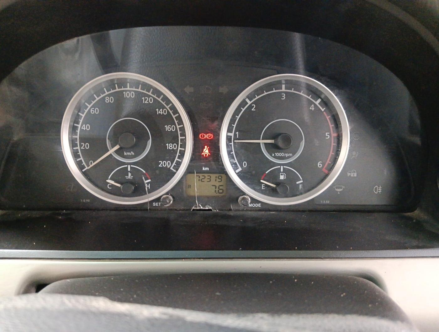 2013 Tata Safari Storme 2.2 EX 4X2, Diesel, Manual, 1,21,693 km, interior