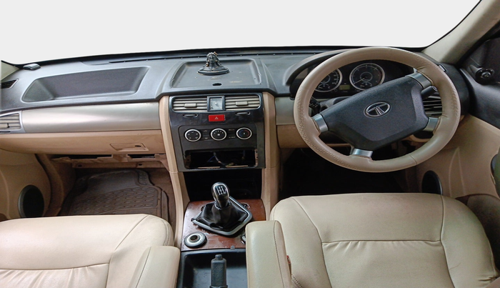 2013 Tata Safari Storme 2.2 EX 4X2, Diesel, Manual, 72,319 km, interior