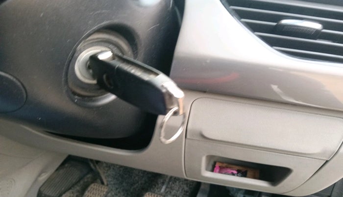 2019 Tata NEXON XM PETROL, Petrol, Manual, 43,820 km, interior