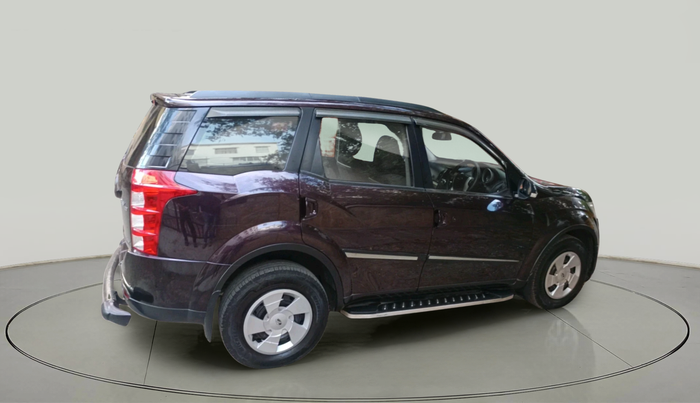 2017 Mahindra XUV500 W6, Diesel, Manual, 73,050 km, exterior