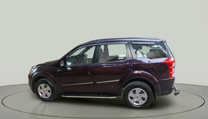 2017 Mahindra XUV500 W6, Diesel, Manual, 73,050 km, exterior