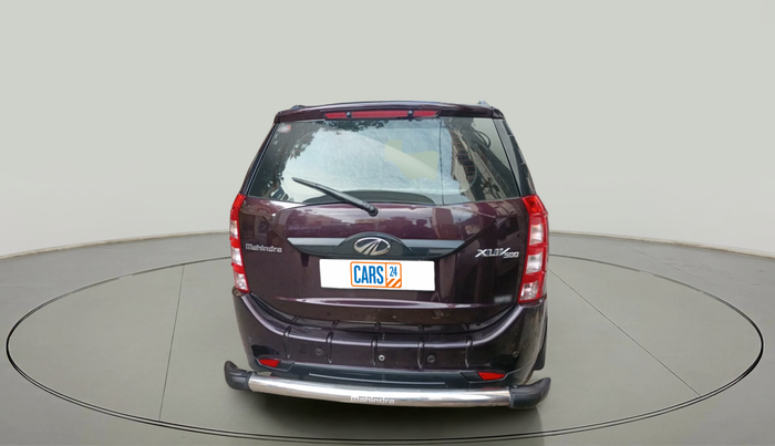 2017 Mahindra XUV500 W6, Diesel, Manual, 73,050 km, exterior