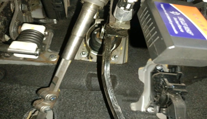 2017 Mahindra XUV500 W6, Diesel, Manual, 73,050 km, interior