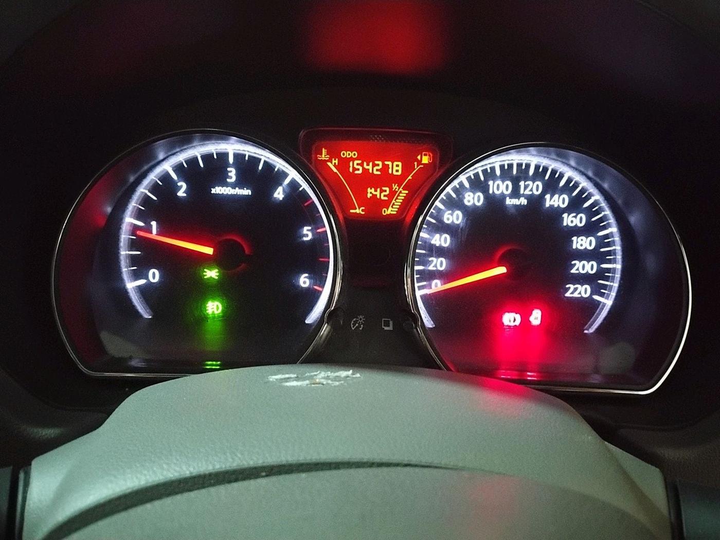 2012 Nissan Sunny XV DIESEL, Diesel, Manual, 1,54,278 km, interior