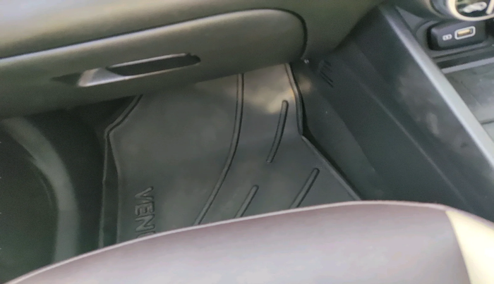 2022 Hyundai VENUE SX 1.0 (O) TURBO IMT, Petrol, Manual, 56,579 km, interior