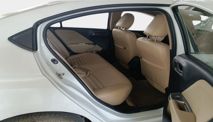 2016 Honda City 1.5L I-VTEC V MT, Petrol, Manual, 48,617 km, interior