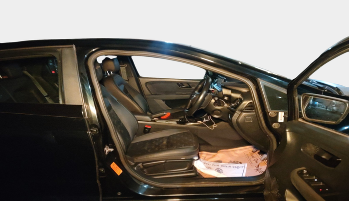 2022 Tata ALTROZ XZ PLUS DIESEL DARK EDITION, Diesel, Manual, 54,464 km, interior