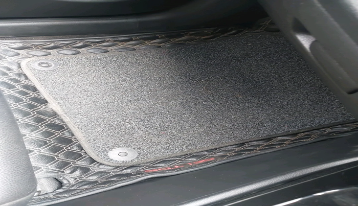 2021 KIA SELTOS HTK PLUS 1.5 IMT, Petrol, Manual, 42,560 km, interior