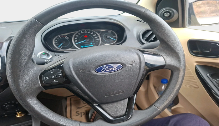 2021 Ford Figo Aspire TITANIUM 1.2 PETROL, Petrol, Manual, 47,227 km, interior