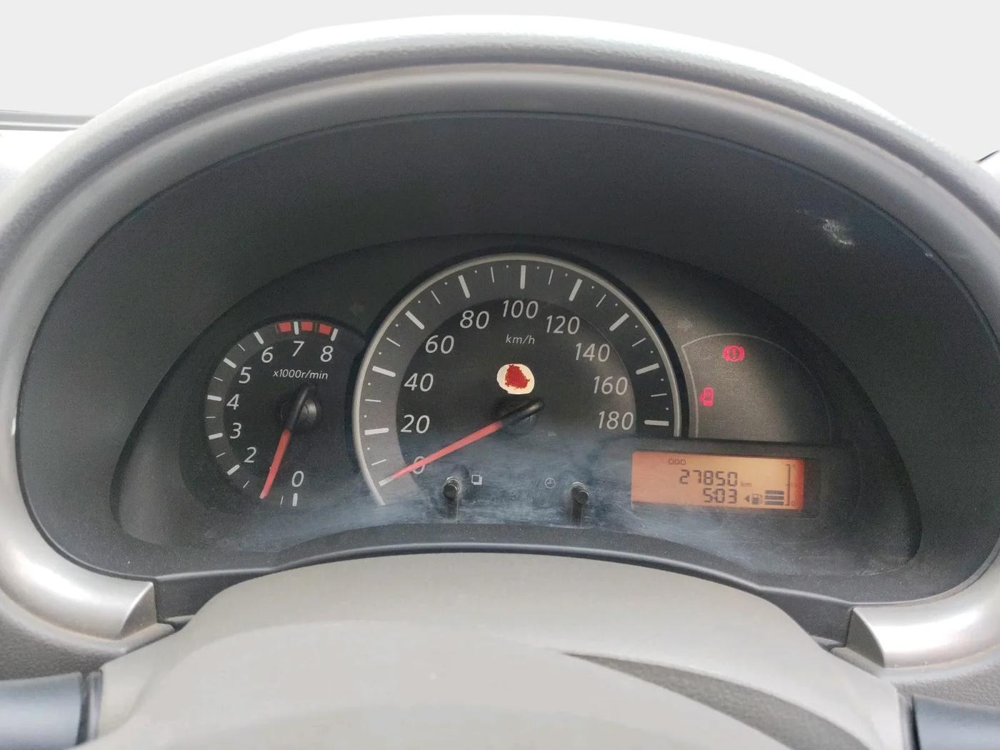 2014 Renault Pulse RXL PETROL, Petrol, Manual, 27,850 km, interior