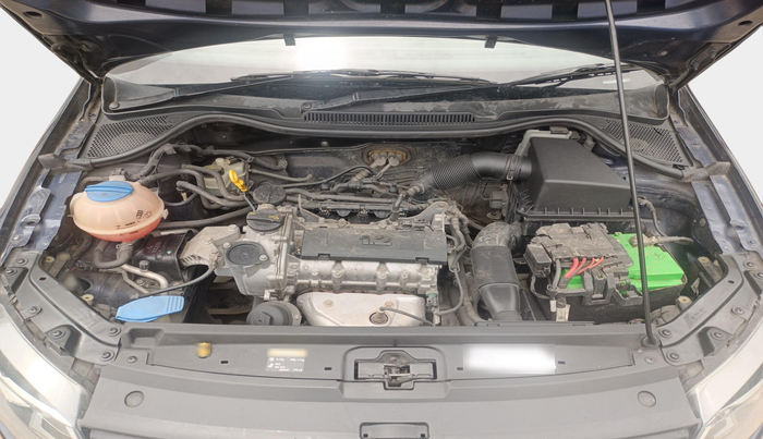 2015 Volkswagen Polo COMFORTLINE 1.2L, Petrol, Manual, 55,680 km, exterior