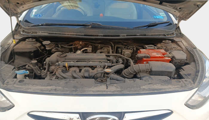 2011 Hyundai Verna FLUIDIC 1.6 VTVT SX, Petrol, Manual, 77,897 km, exterior