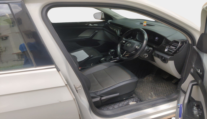 2022 Skoda KUSHAQ STYLE 1.5L TSI DSG, Petrol, Automatic, 37,000 km, interior