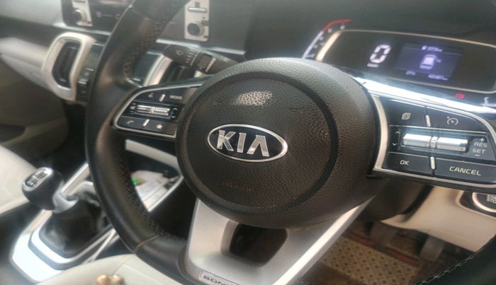 2021 KIA SONET HTX 1.5, Diesel, Manual, 42,087 km, interior