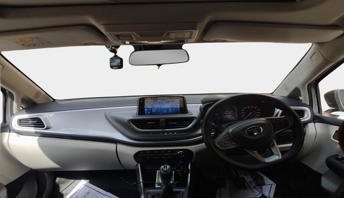 2024 Tata ALTROZ  XZ PLUS (S) , Diesel, Manual, 9,863 km, interior