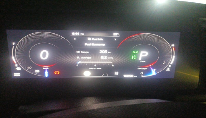 2024 Mahindra XUV700 AX 7 LUXURY P AT 7 STR, Petrol, Automatic, 16,850 km, interior