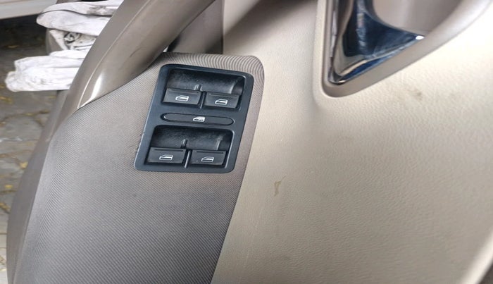 2014 Skoda Rapid ELEGANCE 1.6 TDI CR MT, Diesel, Manual, 1,09,973 km, interior