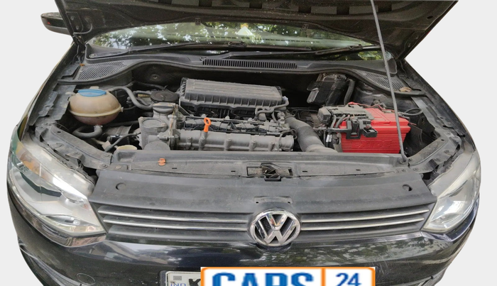 2011 Volkswagen Vento HIGHLINE 1.6 MPI, Petrol, Manual, 99,674 km, exterior