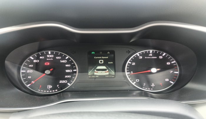 2024 MG ASTOR Sprint 1.5 MT (Ivory), Petrol, Manual, 10,131 km, interior
