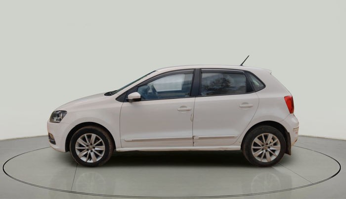 2016 Volkswagen Polo HIGHLINE1.2L, Petrol, Manual, 1,35,313 km, exterior