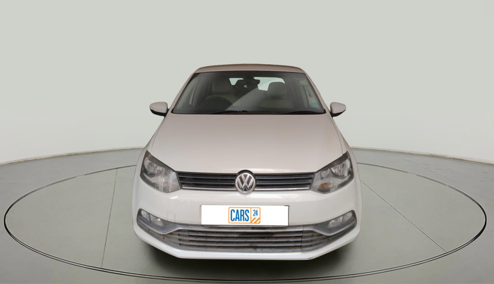 2016 Volkswagen Polo HIGHLINE1.2L, Petrol, Manual, 1,35,313 km, exterior