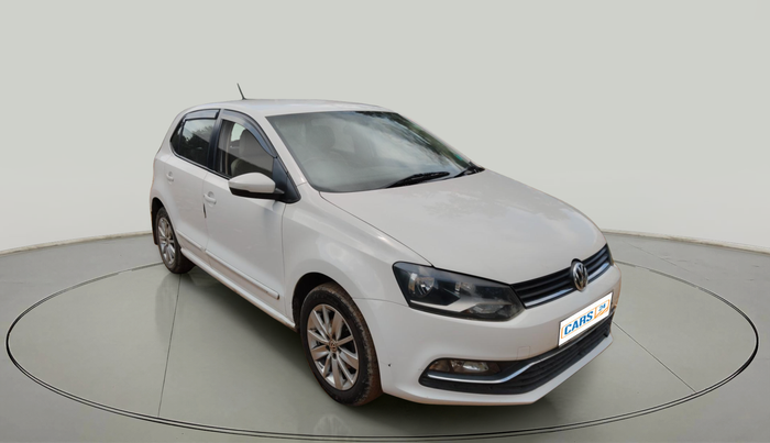 2016 Volkswagen Polo HIGHLINE1.2L, Petrol, Manual, 1,35,313 km, exterior