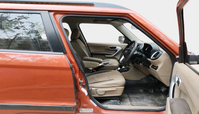 2016 Mahindra TUV300 T8 AMT, Diesel, Automatic, 91,160 km, interior