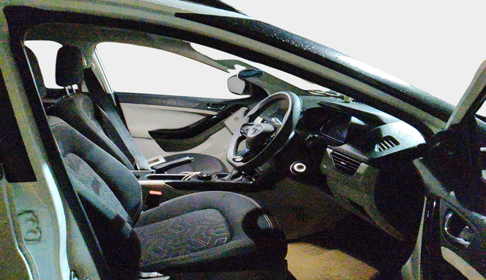 2022 Tata NEXON XZ PETROL, Petrol, Manual, 32,401 km, interior