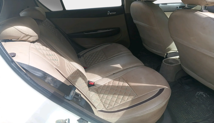 2011 Hyundai i20 ASTA 1.4 CRDI, Diesel, Manual, 78,000 km, interior