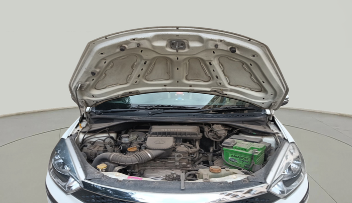 2018 Tata Tiago XZ PETROL, Petrol, Manual, 39,500 km, exterior
