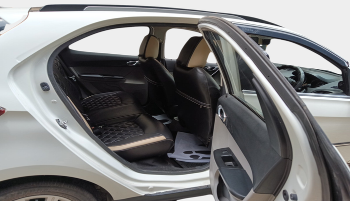 2018 Tata Tiago XZ PETROL, Petrol, Manual, 39,500 km, interior