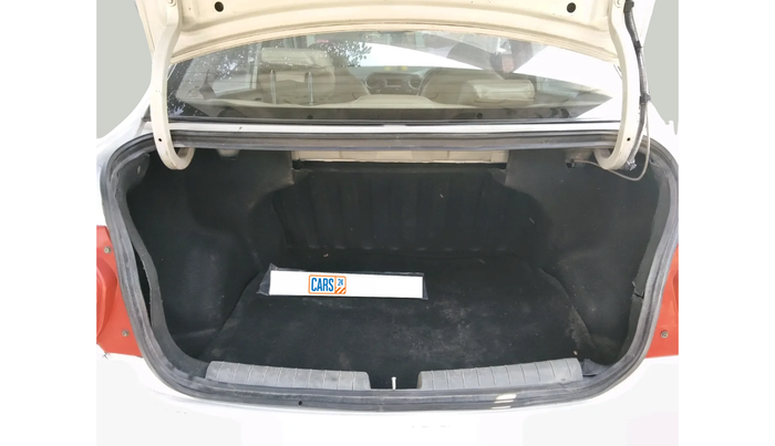 2016 Hyundai Xcent SX 1.2 (O), Petrol, Manual, 1,33,430 km, exterior