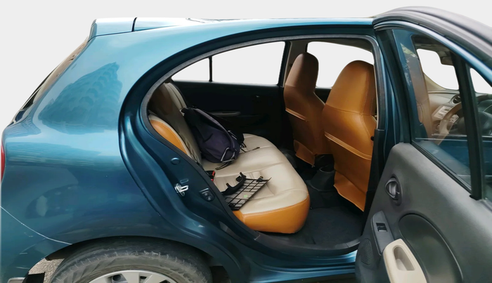 2013 Nissan Micra Active XV, Petrol, Manual, 42,894 km, interior