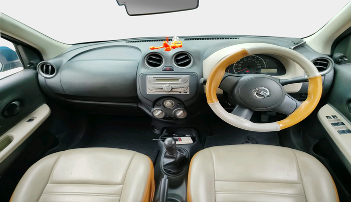 2013 Nissan Micra Active XV, Petrol, Manual, 42,894 km, interior