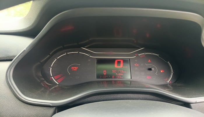 2020 Renault TRIBER RXE MT, Petrol, Manual, 90,173 km, interior