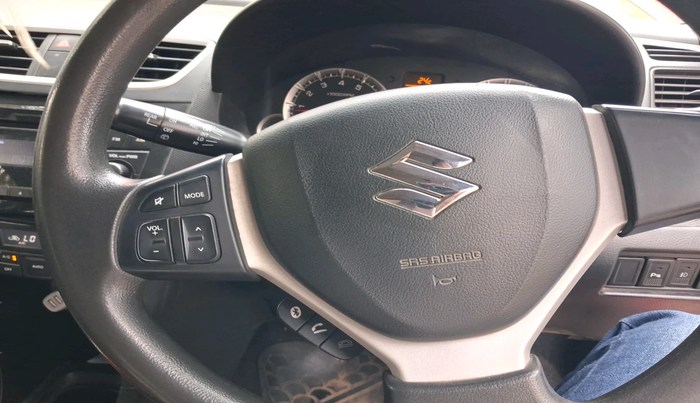 2014 Maruti Swift ZXI, Petrol, Manual, 1,09,647 km, interior