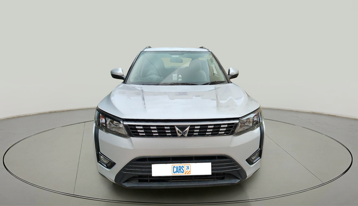 2023 Mahindra XUV300 W6 1.5 Diesel, Diesel, Manual, 9,866 km, exterior
